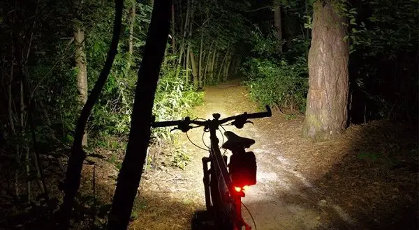 Kerékpár fényszórók - a kerékpár fényszórók kiválasztásának kritériumai
