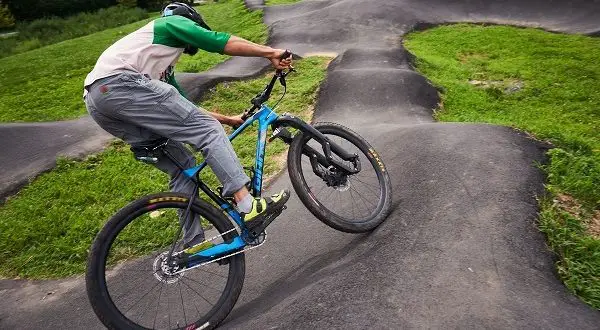 Pump track - mi ez, népszerűségének oka