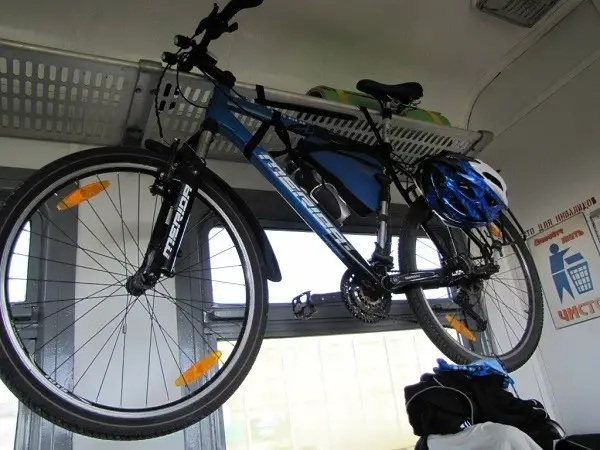 kerékpár felhelyezése a vonatra