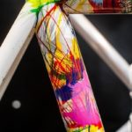 Airbrushing egy kerékpáron: utasítások a rajzoláshoz